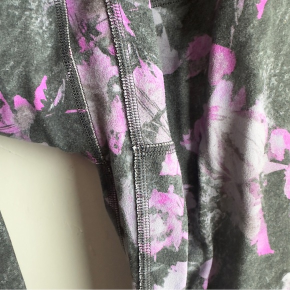 Lululemon Align Pant II 25” Inseam Floral Shift Multi Purple and Grey Size 2 - Picture 5 of 13